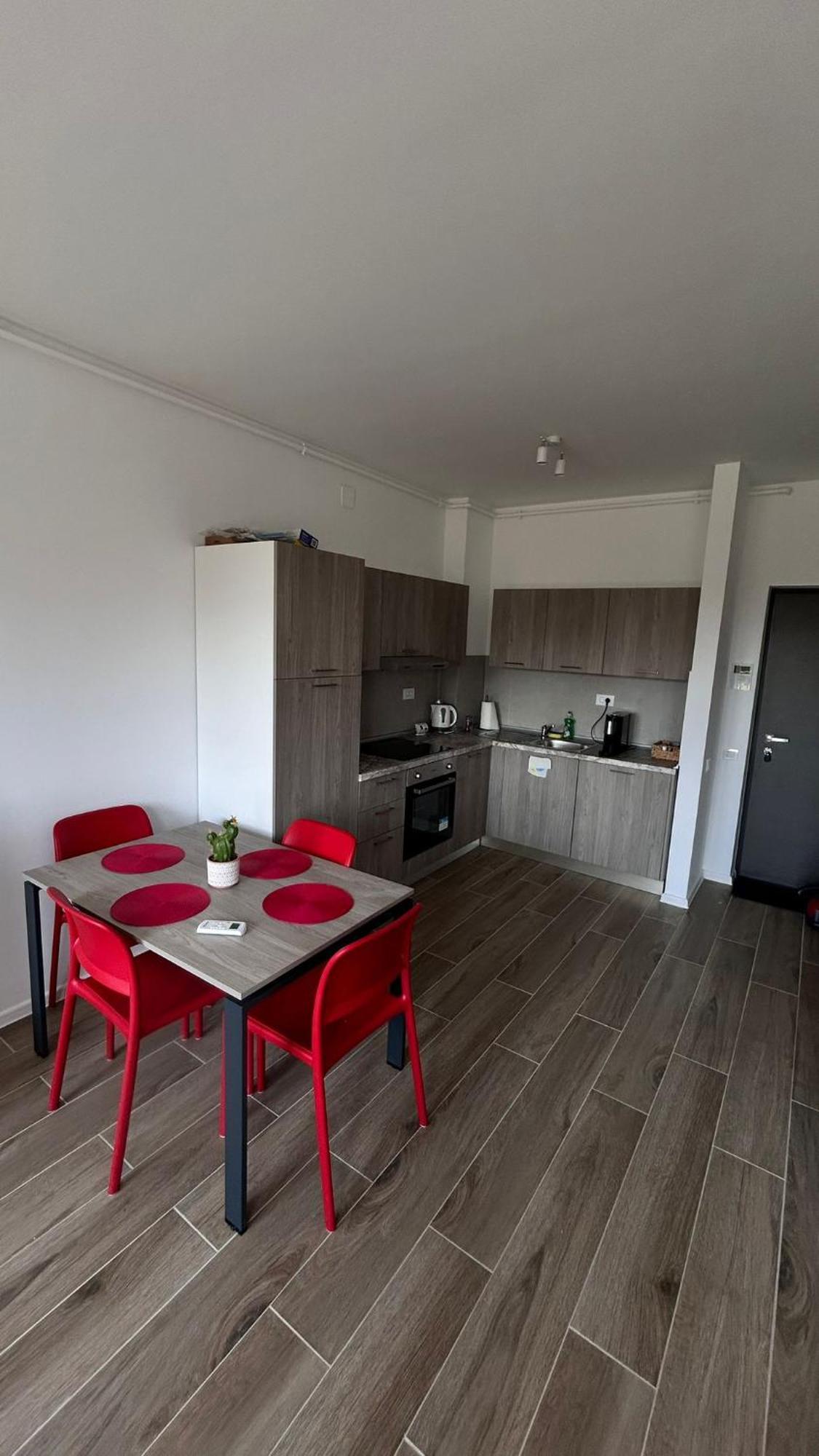 Summit Stay Apartment Bukarest Eksteriør billede